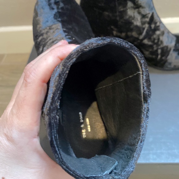 NIB - Rag & Bone Drea Black Velvet Boot - size 6.5 - Picture 10 of 14